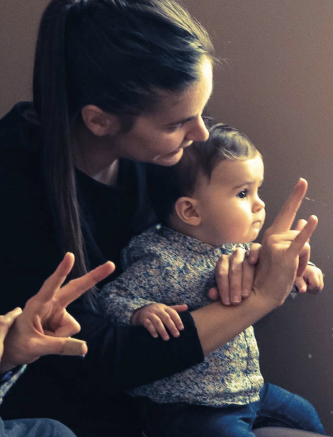 Joindre le geste à la parole